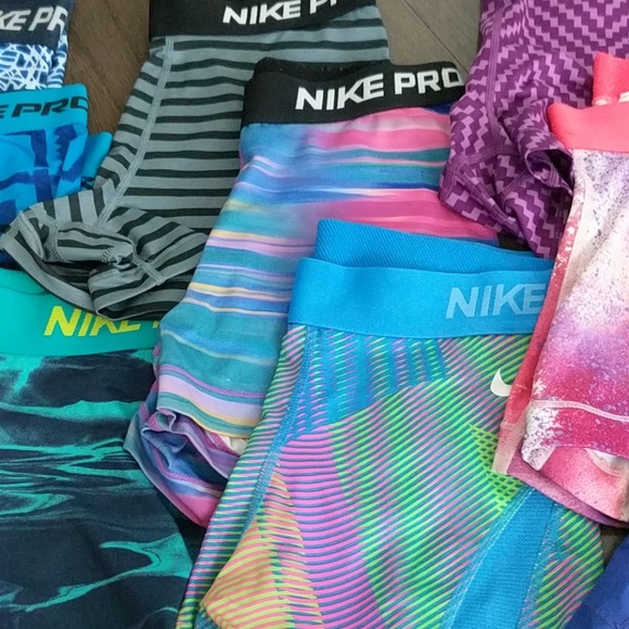 🚫SOLD!! Nike Pro Spandex Shorts - Picture 3 of 5